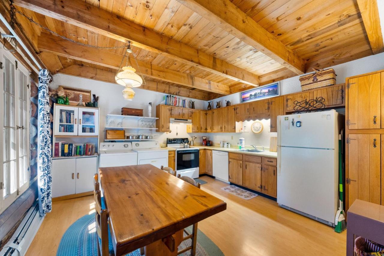 Warrensburg Cozy Condo By Tripp Lake מראה חיצוני תמונה