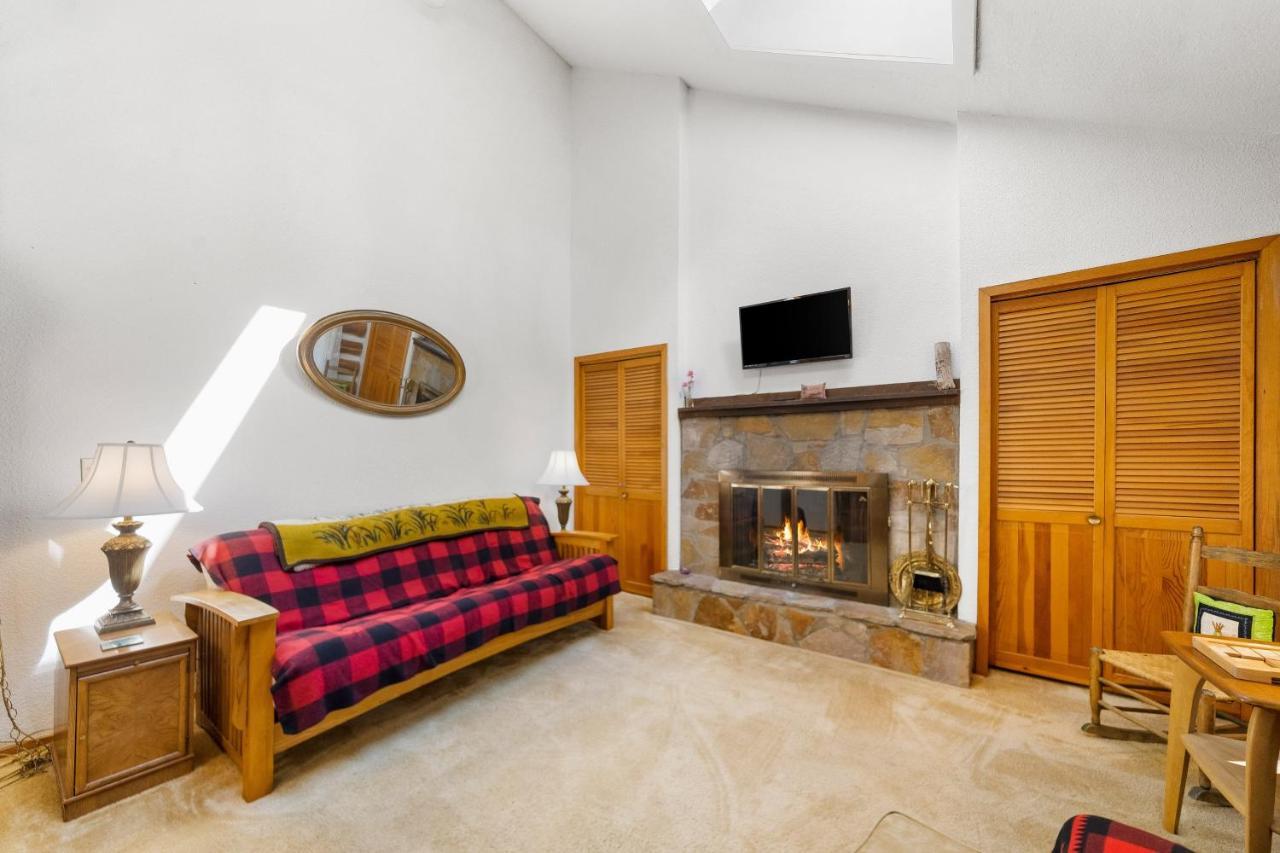 Warrensburg Cozy Condo By Tripp Lake מראה חיצוני תמונה